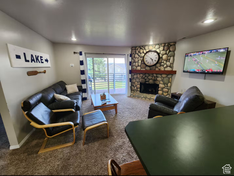 HARBOR VILLAGE - Residential