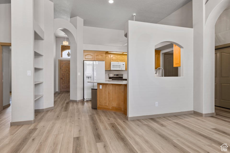 RIVERWOOD TOWNHOMES - Residential