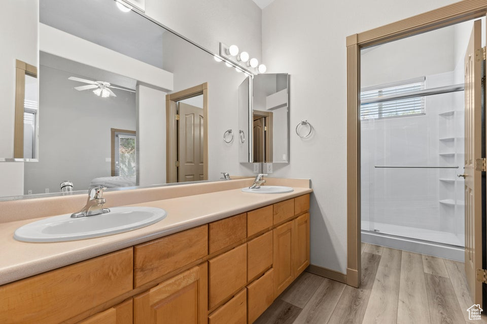 RIVERWOOD TOWNHOMES - Residential