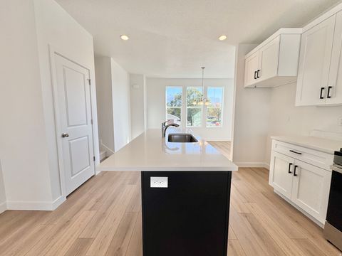 Tiny photo for 1652 N 1600 W, Layton, UT 84041 (MLS # 2125020)