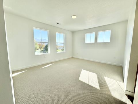 Tiny photo for 1652 N 1600 W, Layton, UT 84041 (MLS # 2125020)