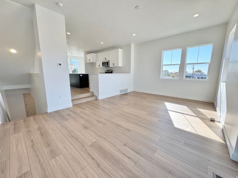 Tiny photo for 1652 N 1600 W, Layton, UT 84041 (MLS # 2125020)