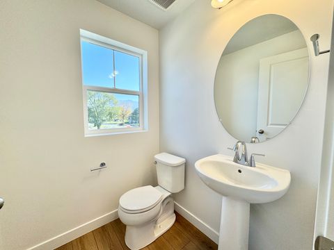 Tiny photo for 1652 N 1600 W, Layton, UT 84041 (MLS # 2125020)
