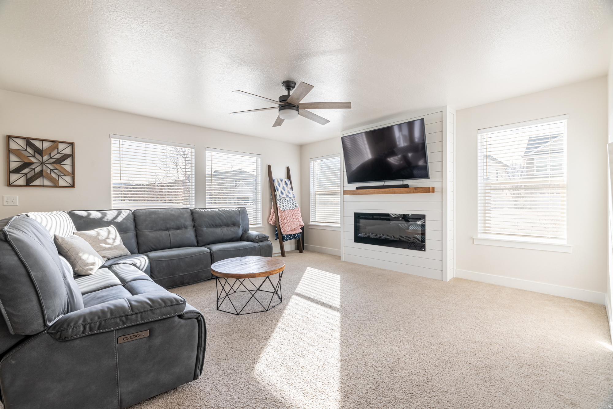 CREEK RIDGE - Residential