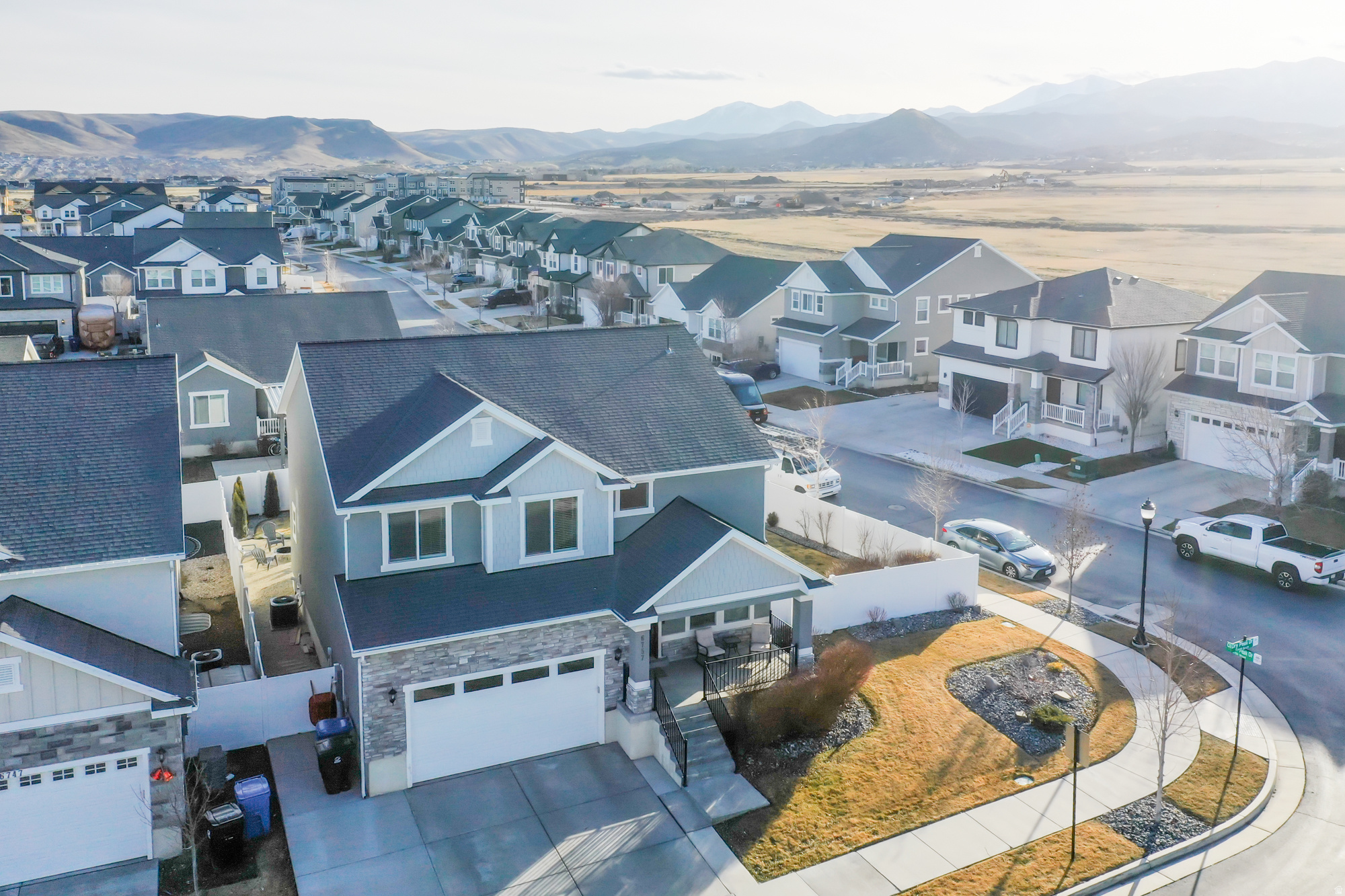CREEK RIDGE - Residential