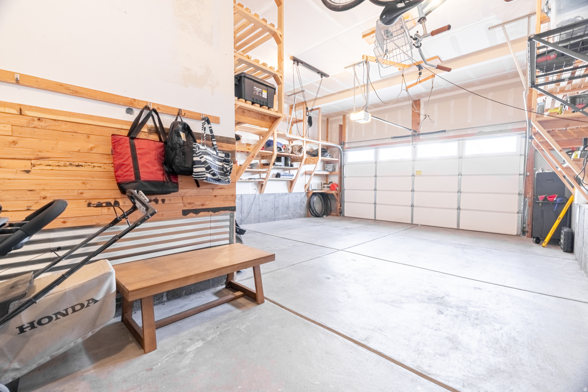 CREEK RIDGE - Residential