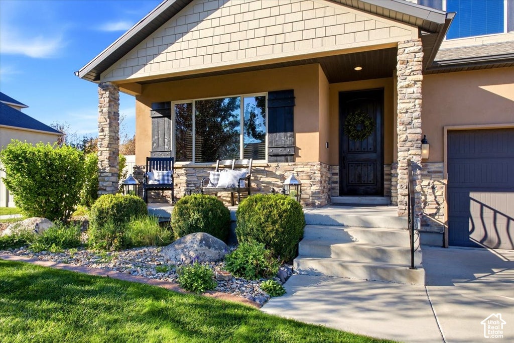 Photo of 6864 W IVIE FARMS DR, Herriman, UT 84096 (MLS # 2188567)