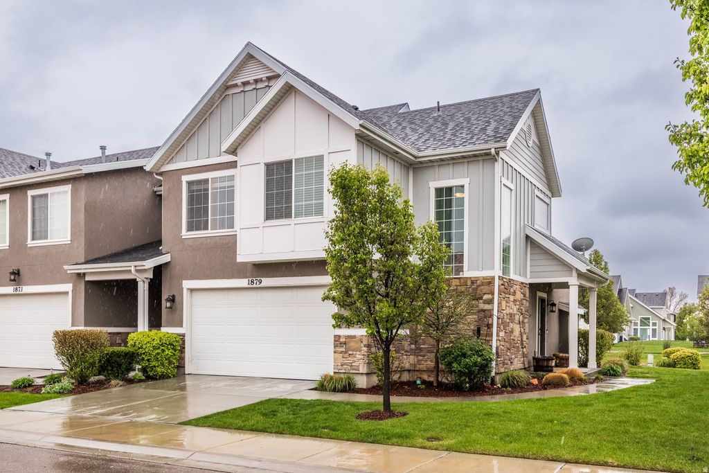 Photo of 1879 W TRAIL HEIGHTS DR #148, Riverton, UT 84065 (MLS # 2154318)