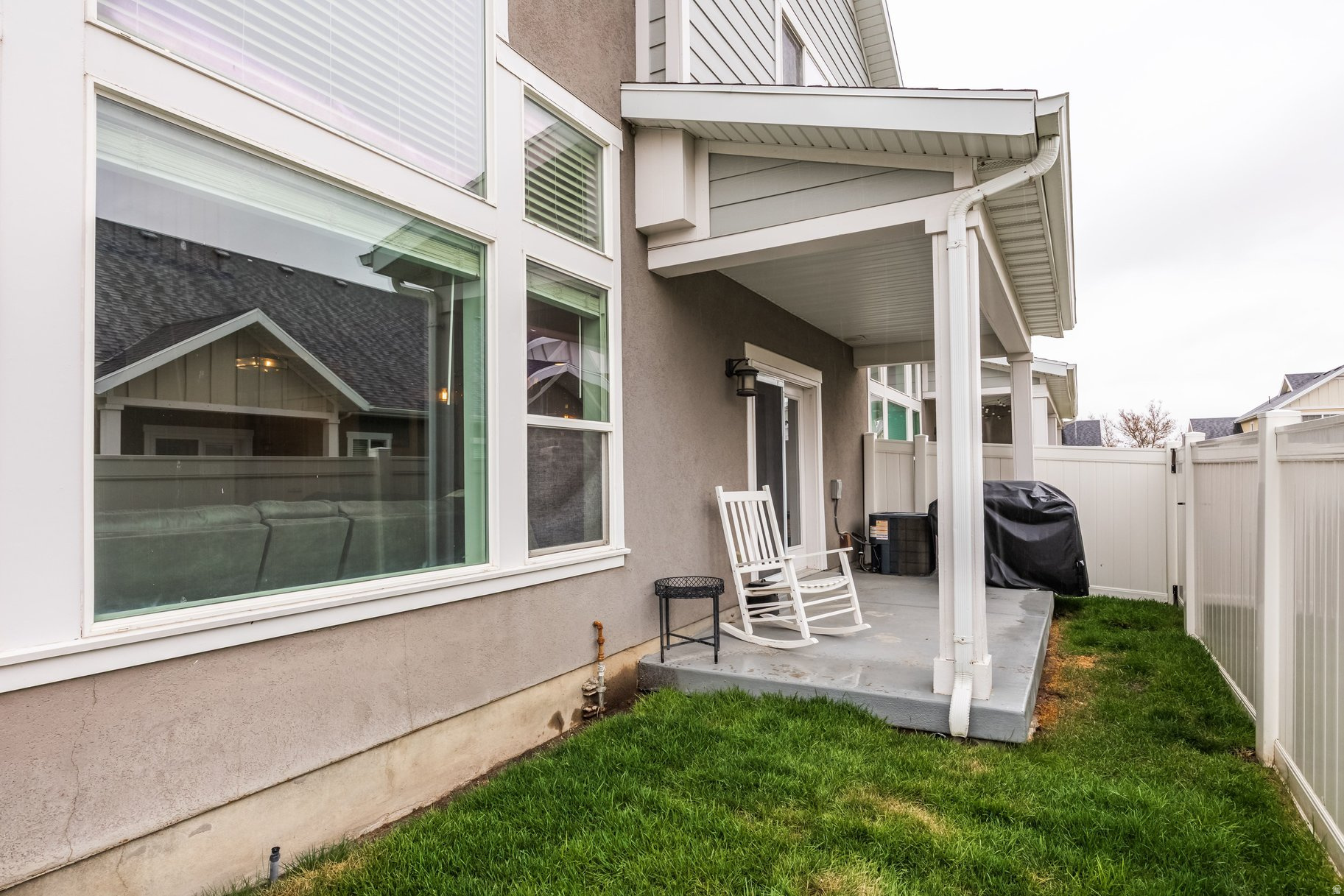 RESIDENCES AT PARK AVENUE - Residential