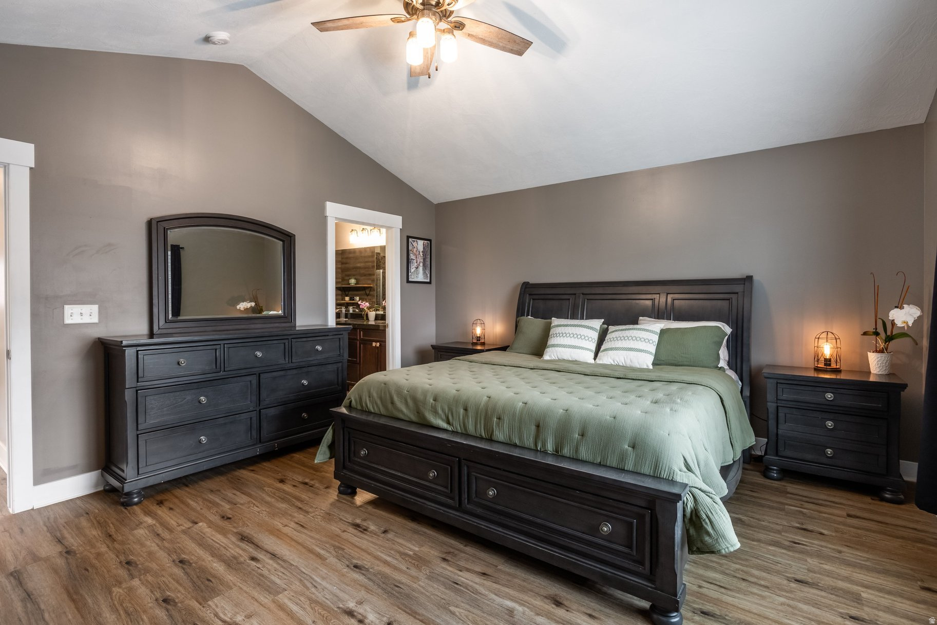RESIDENCES AT PARK AVENUE - Residential