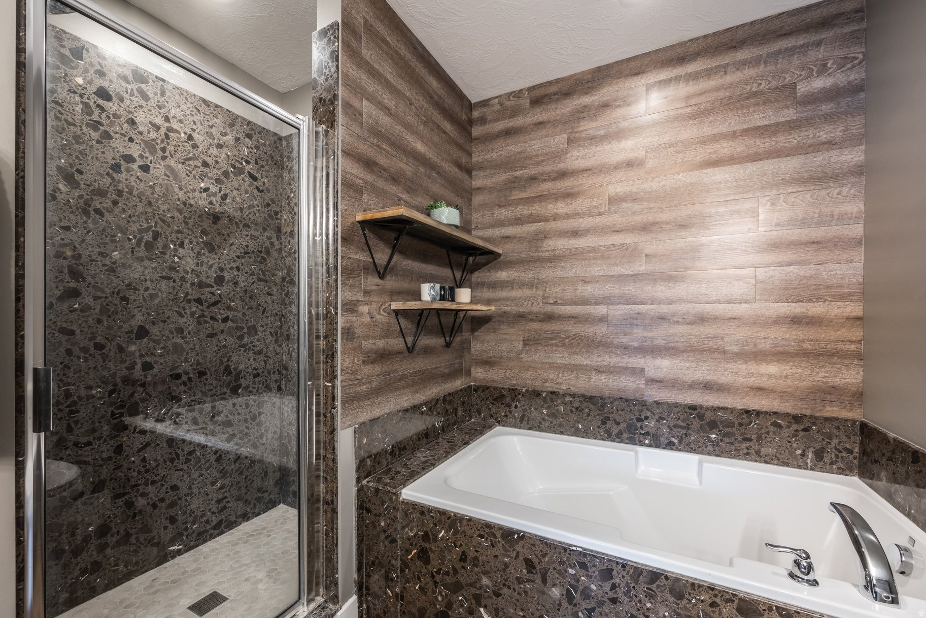 RESIDENCES AT PARK AVENUE - Residential