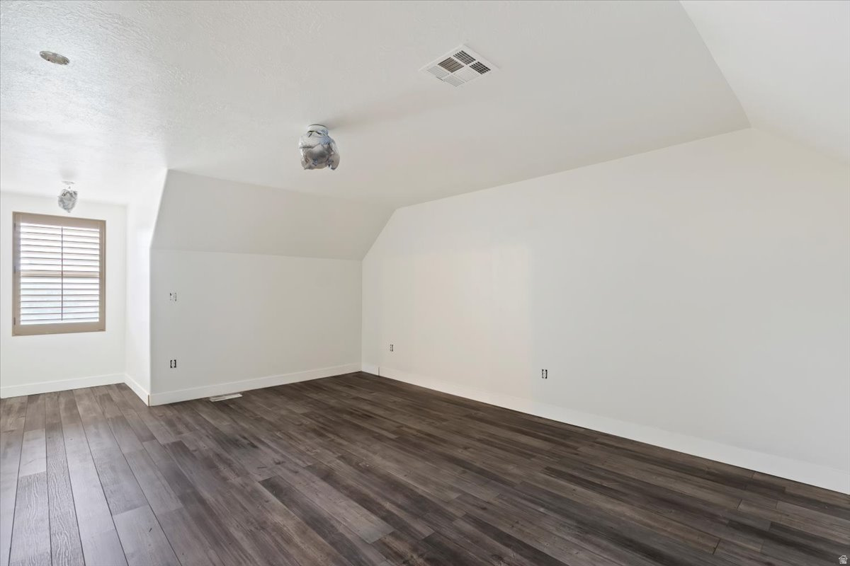 FLINT FARMS ESTATES - Residential