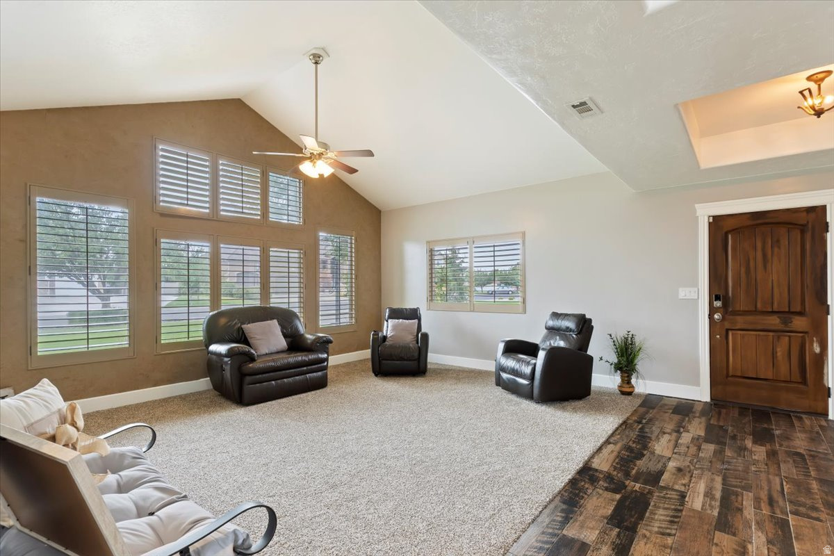 FLINT FARMS ESTATES - Residential