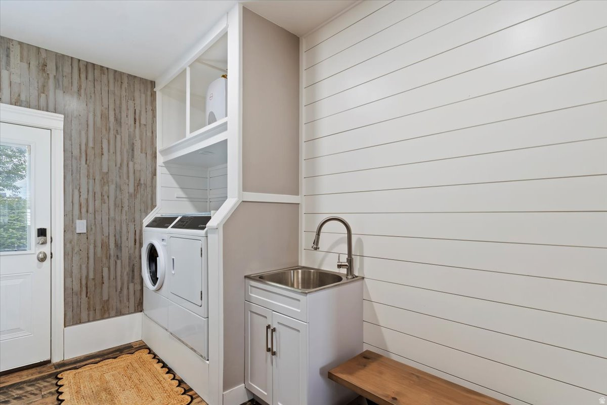 FLINT FARMS ESTATES - Residential