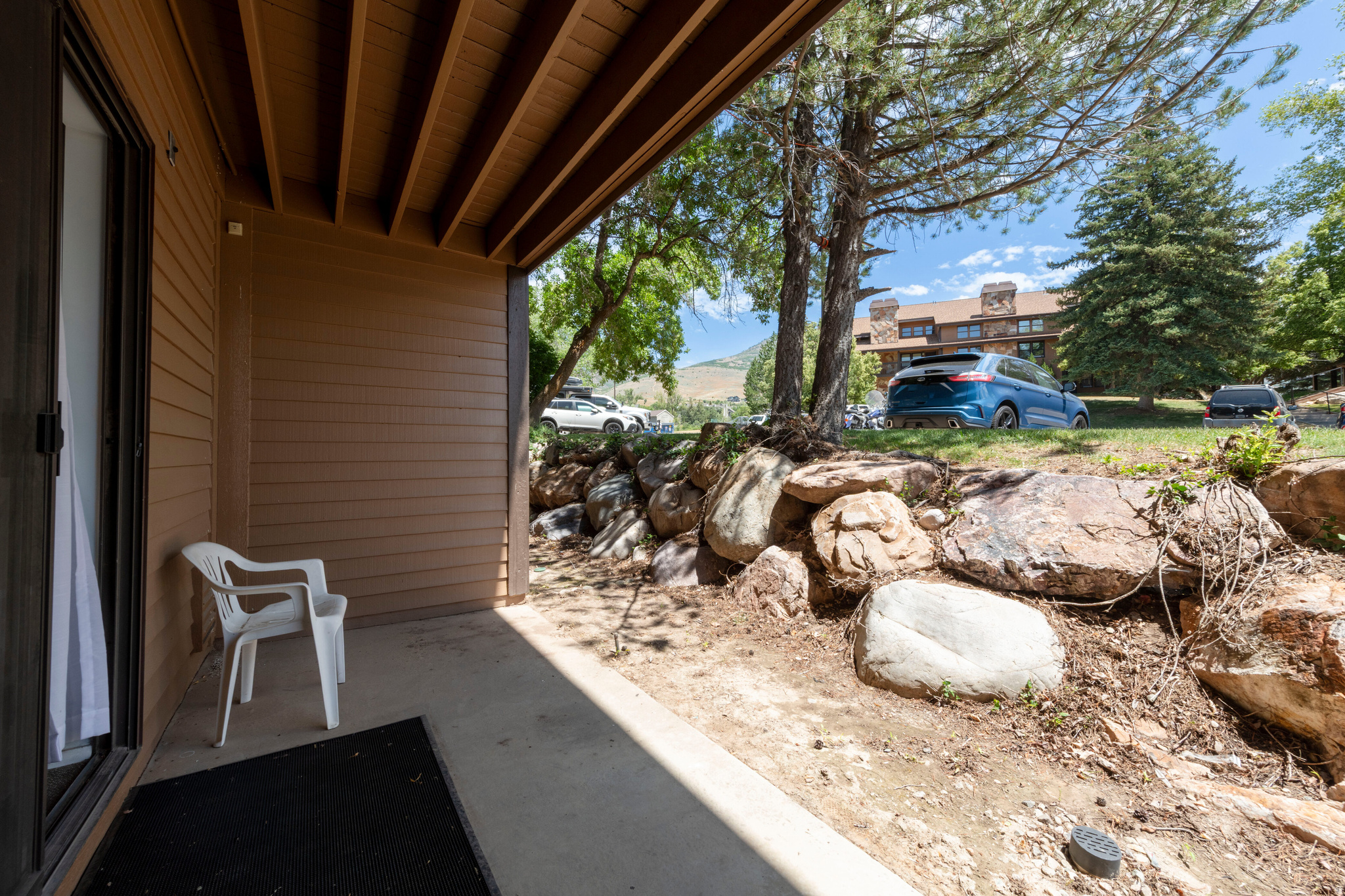 THE WOLF LODGE CONDO - Residential