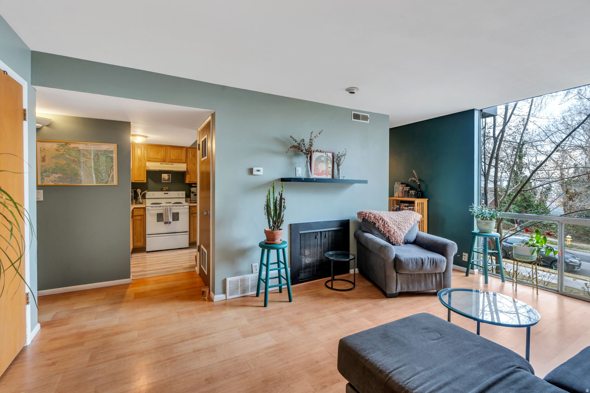 CAPITOL GARDENS - Residential