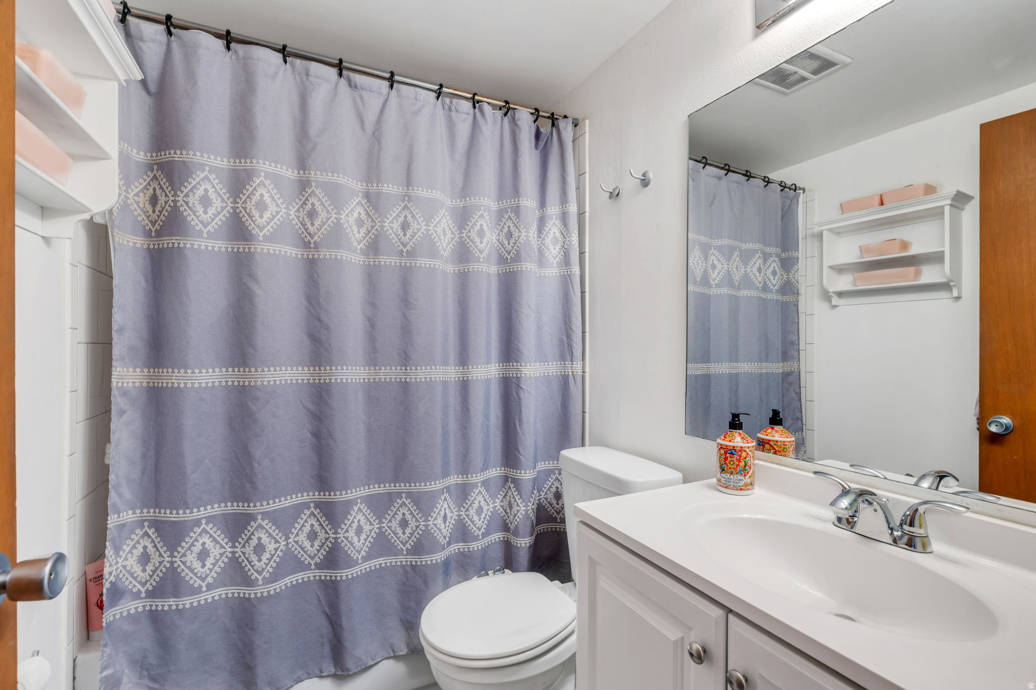 CAPITOL GARDENS - Residential