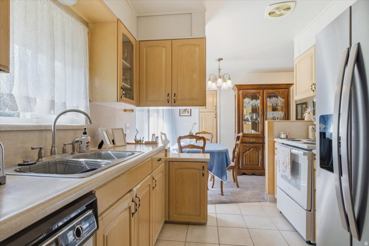 MILL CREEK HEIGHTS - Residential
