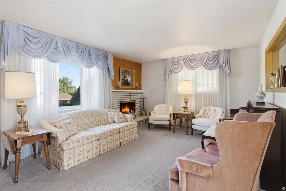 MILL CREEK HEIGHTS - Residential