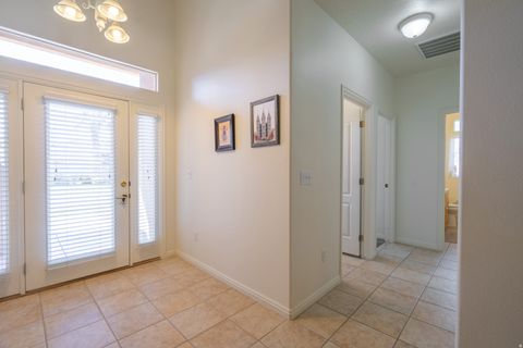 Tiny photo for 866 W SANDPIPER PL, Washington, UT 84780 (MLS # 2147129)