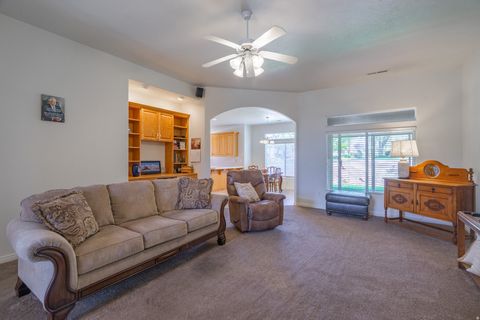 Tiny photo for 866 W SANDPIPER PL, Washington, UT 84780 (MLS # 2147129)