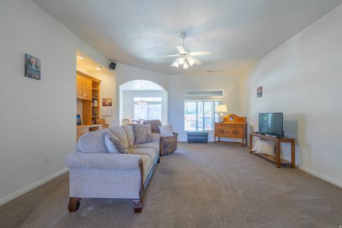 Tiny photo for 866 W SANDPIPER PL, Washington, UT 84780 (MLS # 2147129)