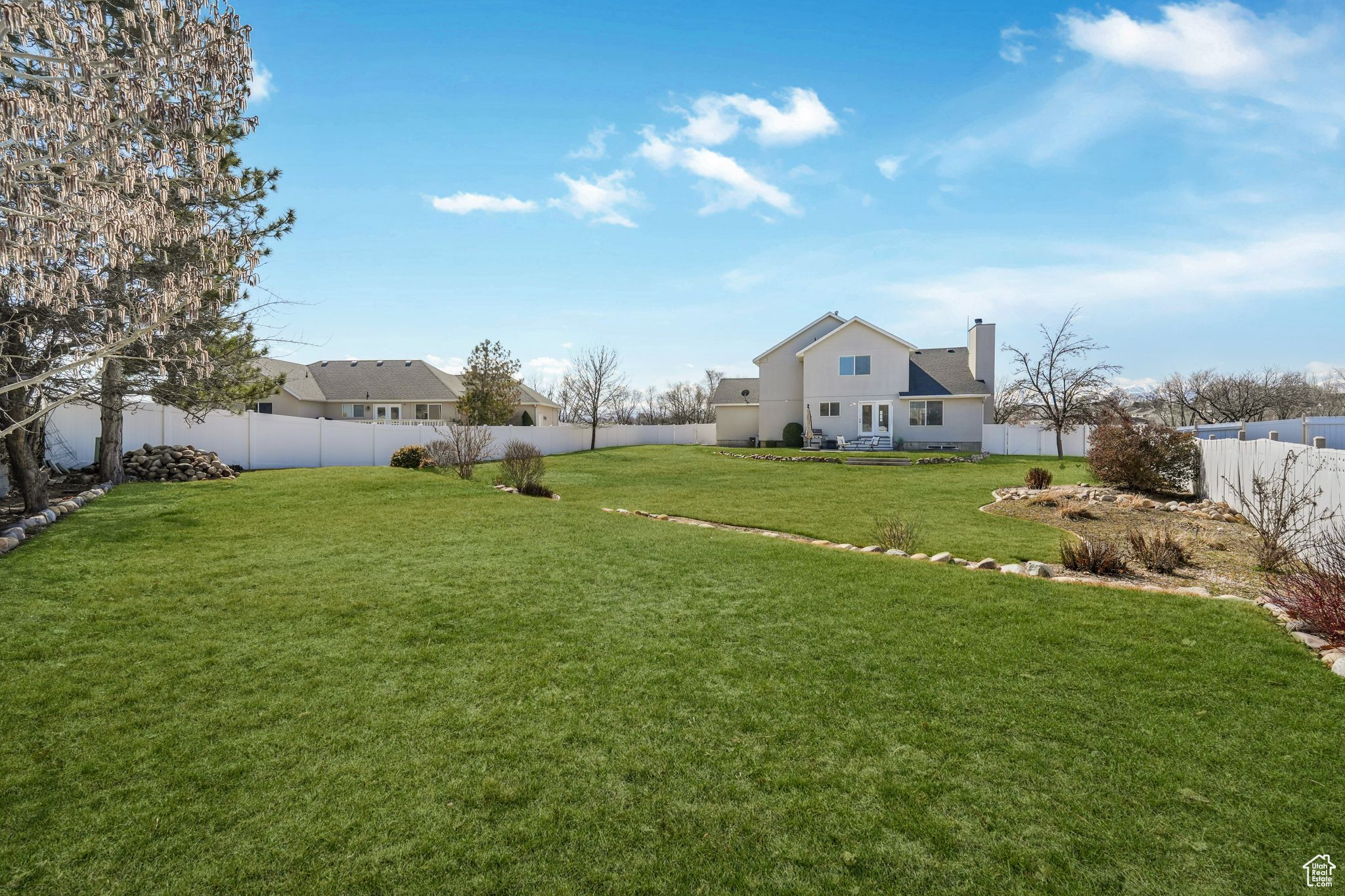 RIVER PARK ESTATES - Residential