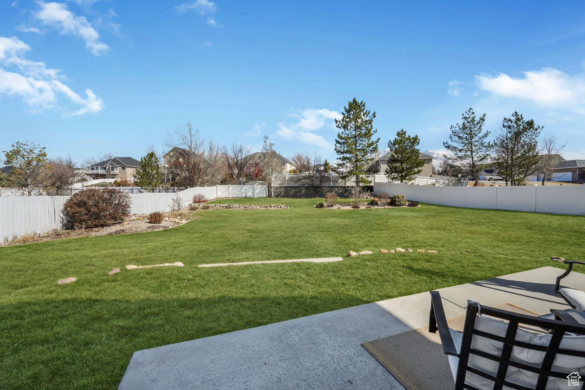 RIVER PARK ESTATES - Residential