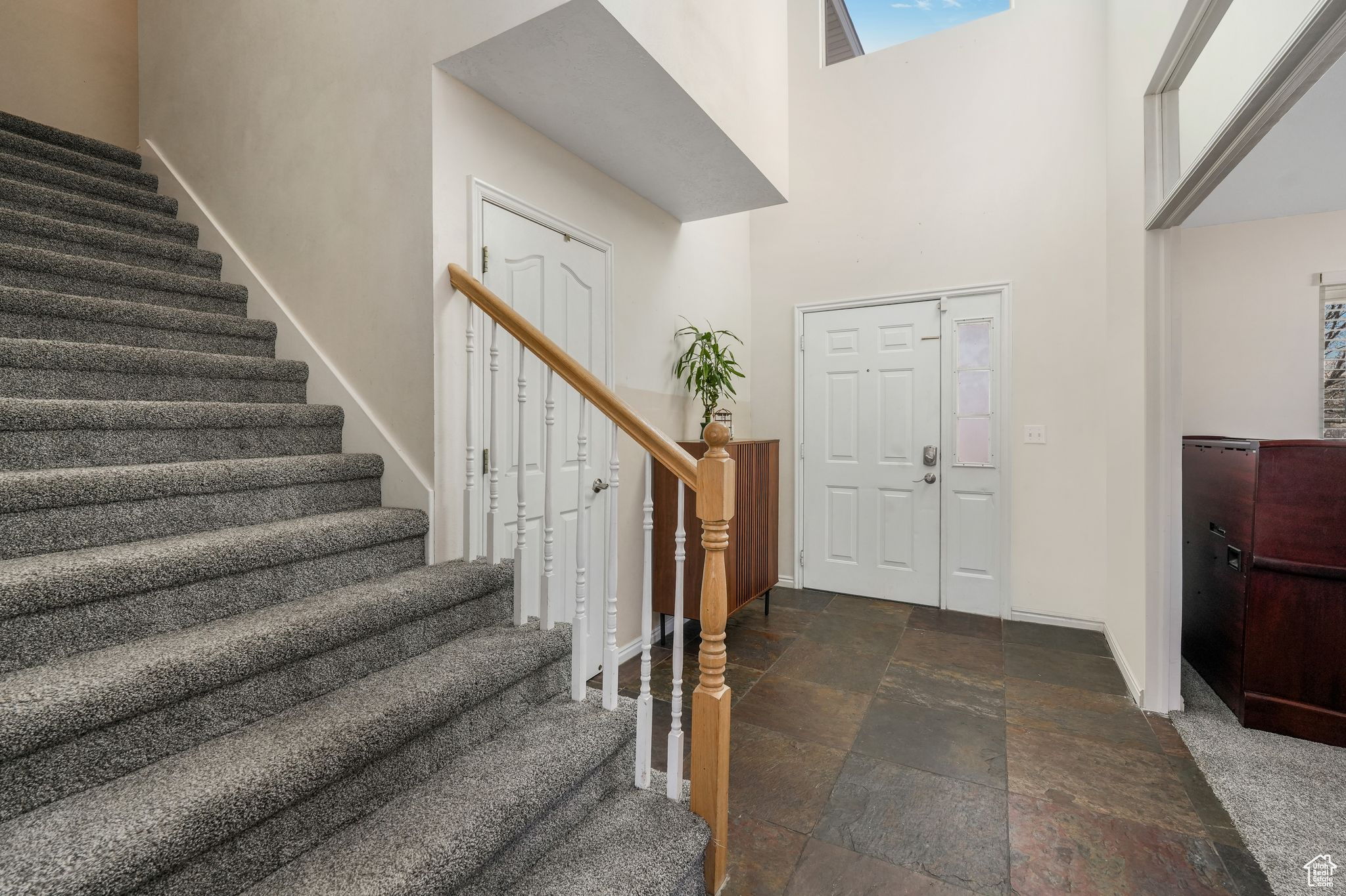 RIVER PARK ESTATES - Residential