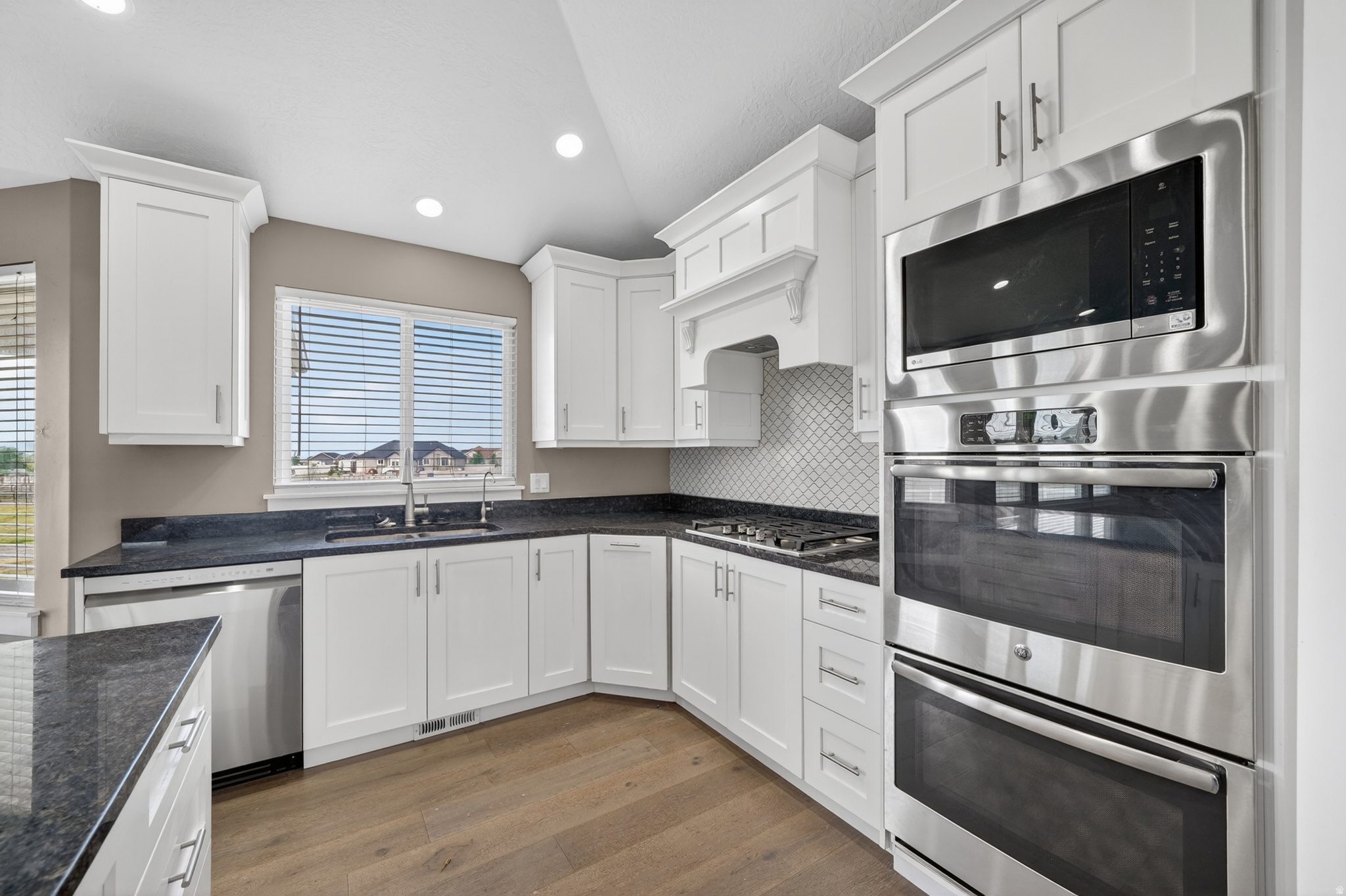 BRIDLE WALK ACRES - Residential