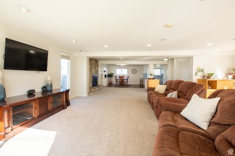 Tiny photo for 630 E 1800 S, Bountiful, UT 84010 (MLS # 2118595)