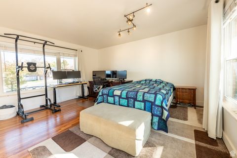 Tiny photo for 630 E 1800 S, Bountiful, UT 84010 (MLS # 2118595)