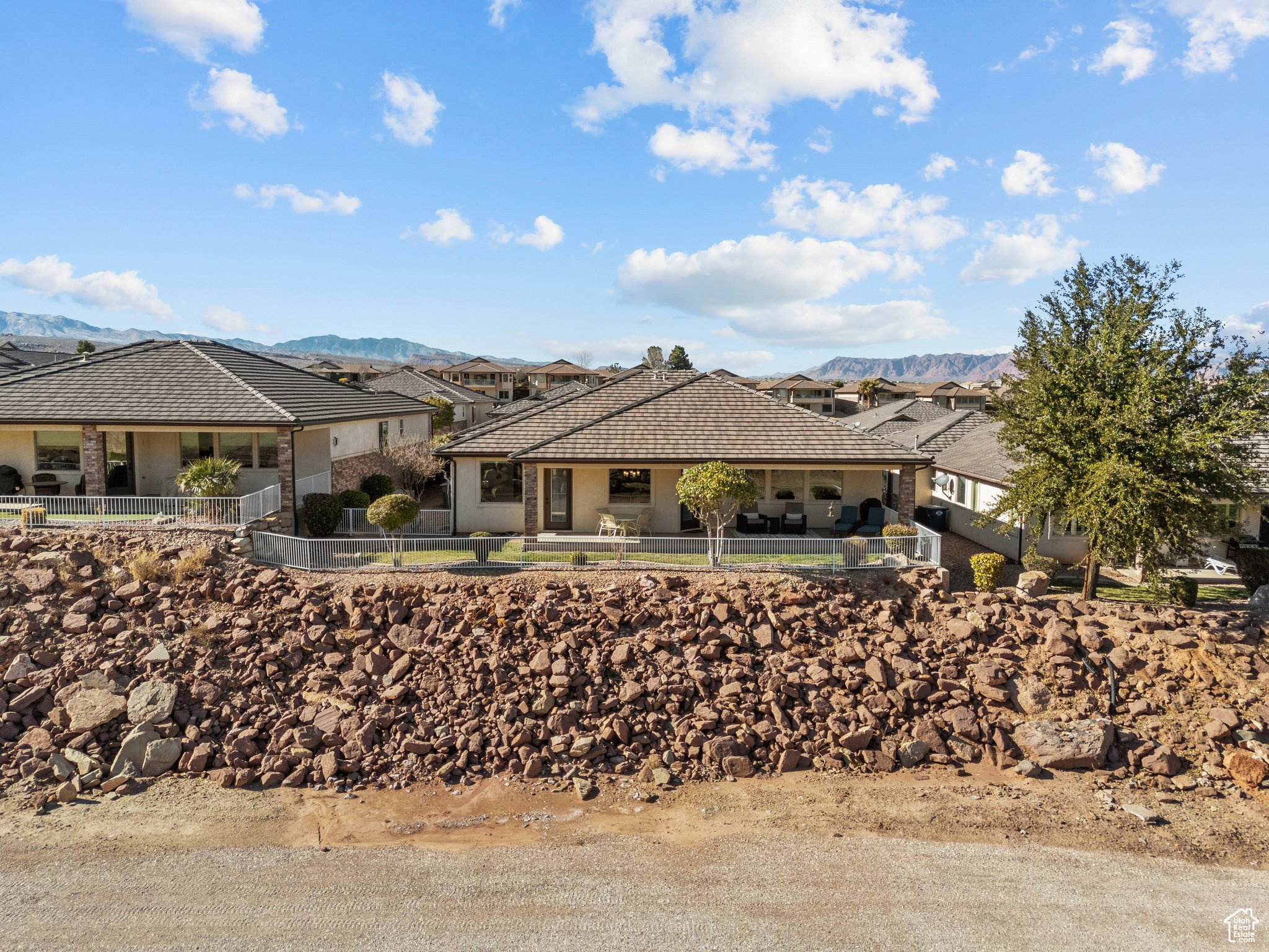 2195 Chippenham Ct, Saint George, Utah image 34