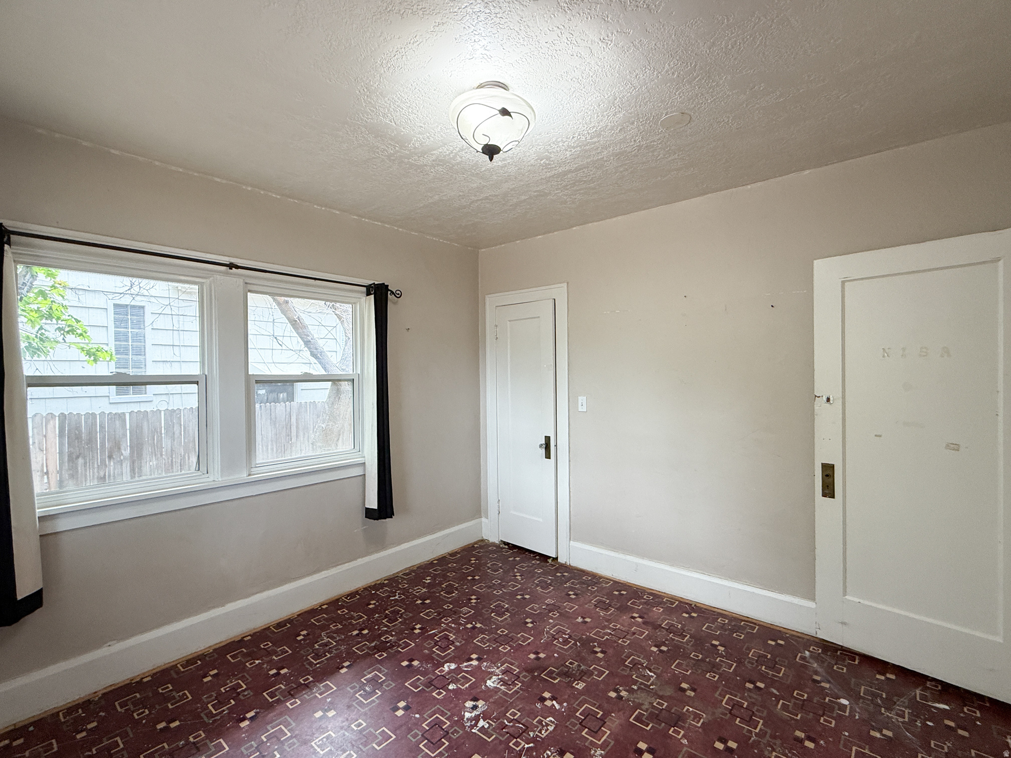 NOB HILL - Residential