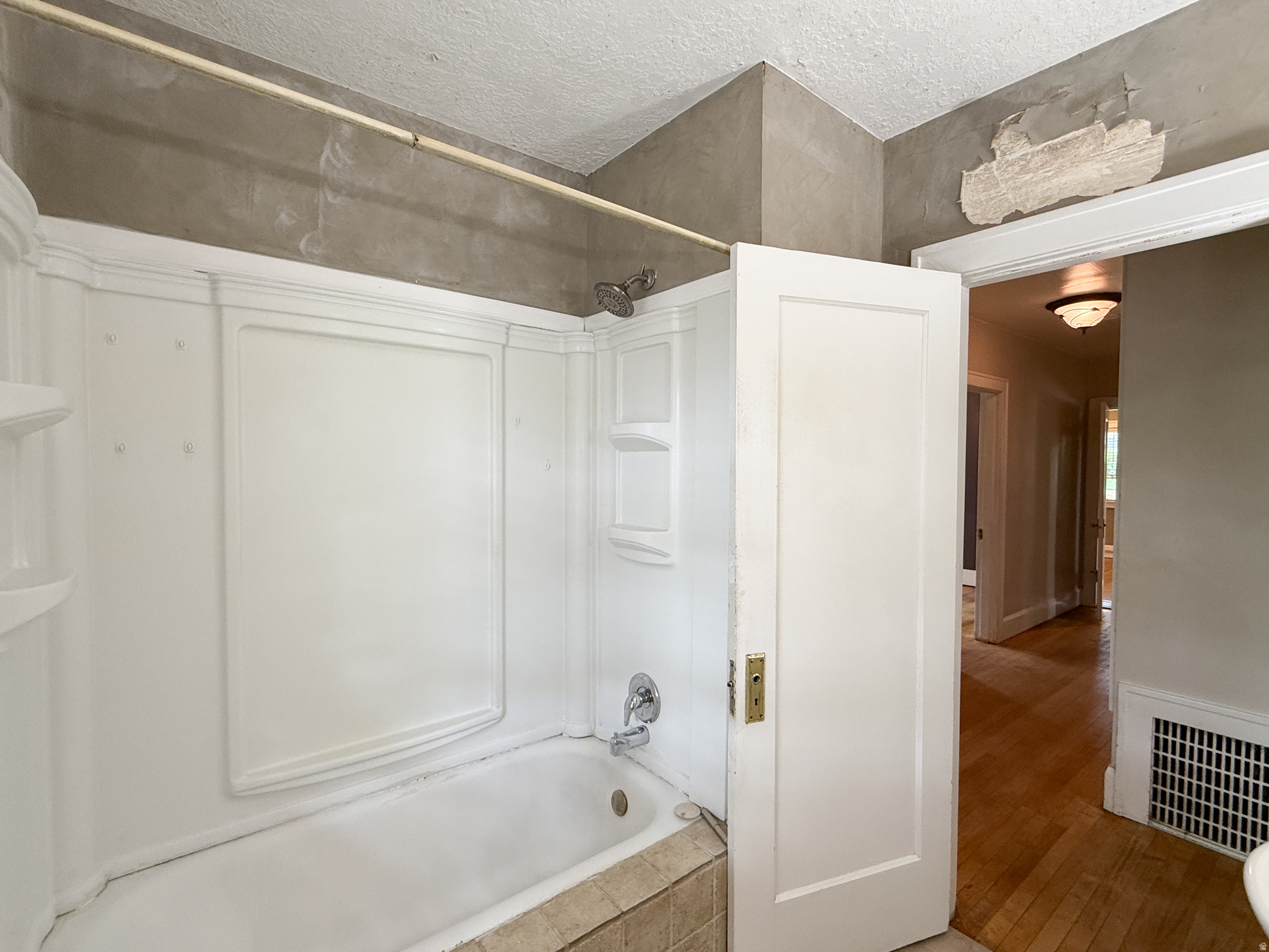 NOB HILL - Residential