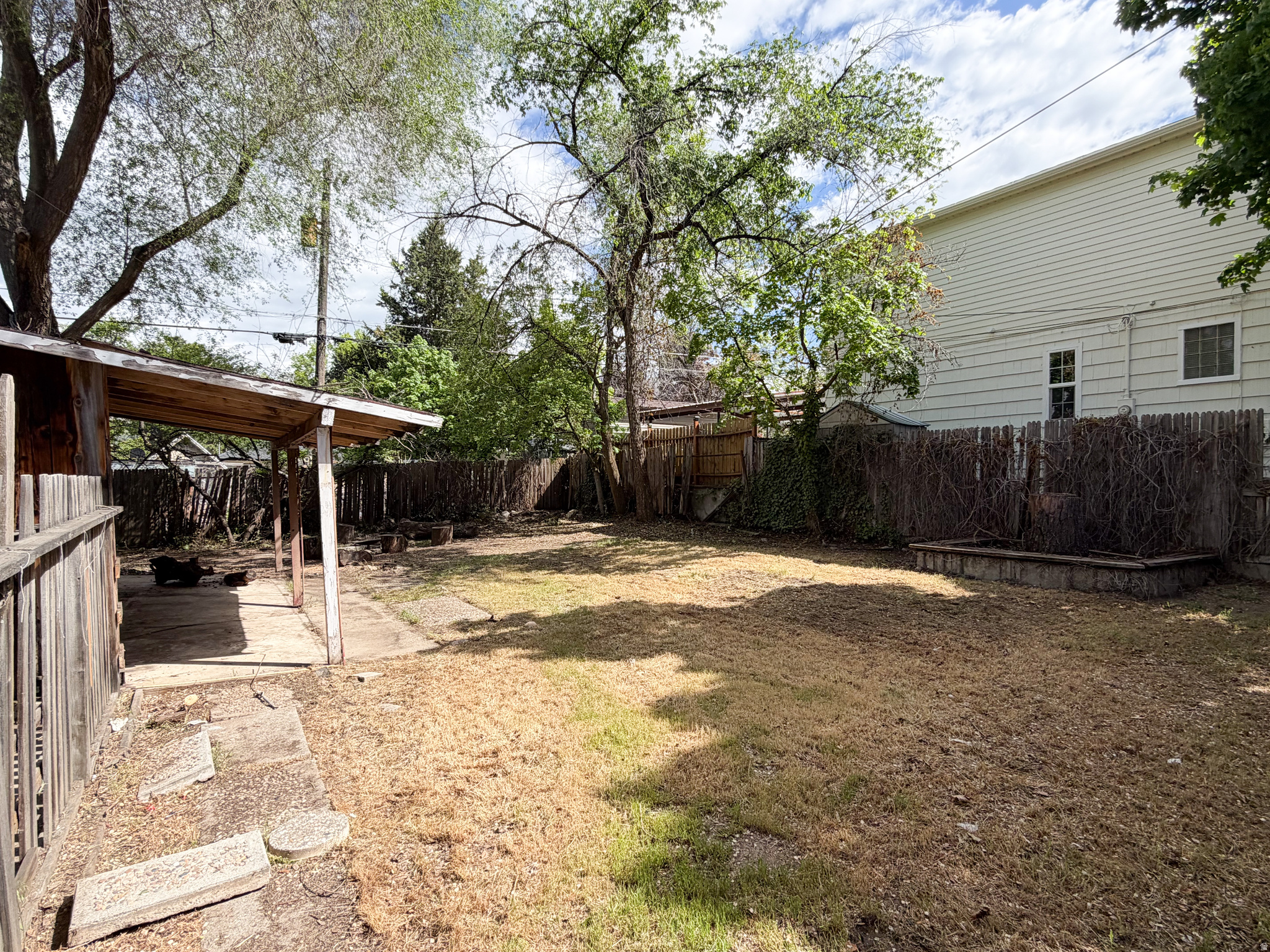 NOB HILL - Residential