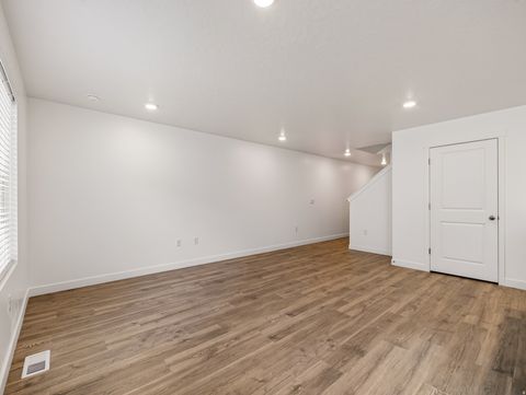 Tiny photo for 1721 E ALBION DR #1005, Salem, UT 84653 (MLS # 2173644)