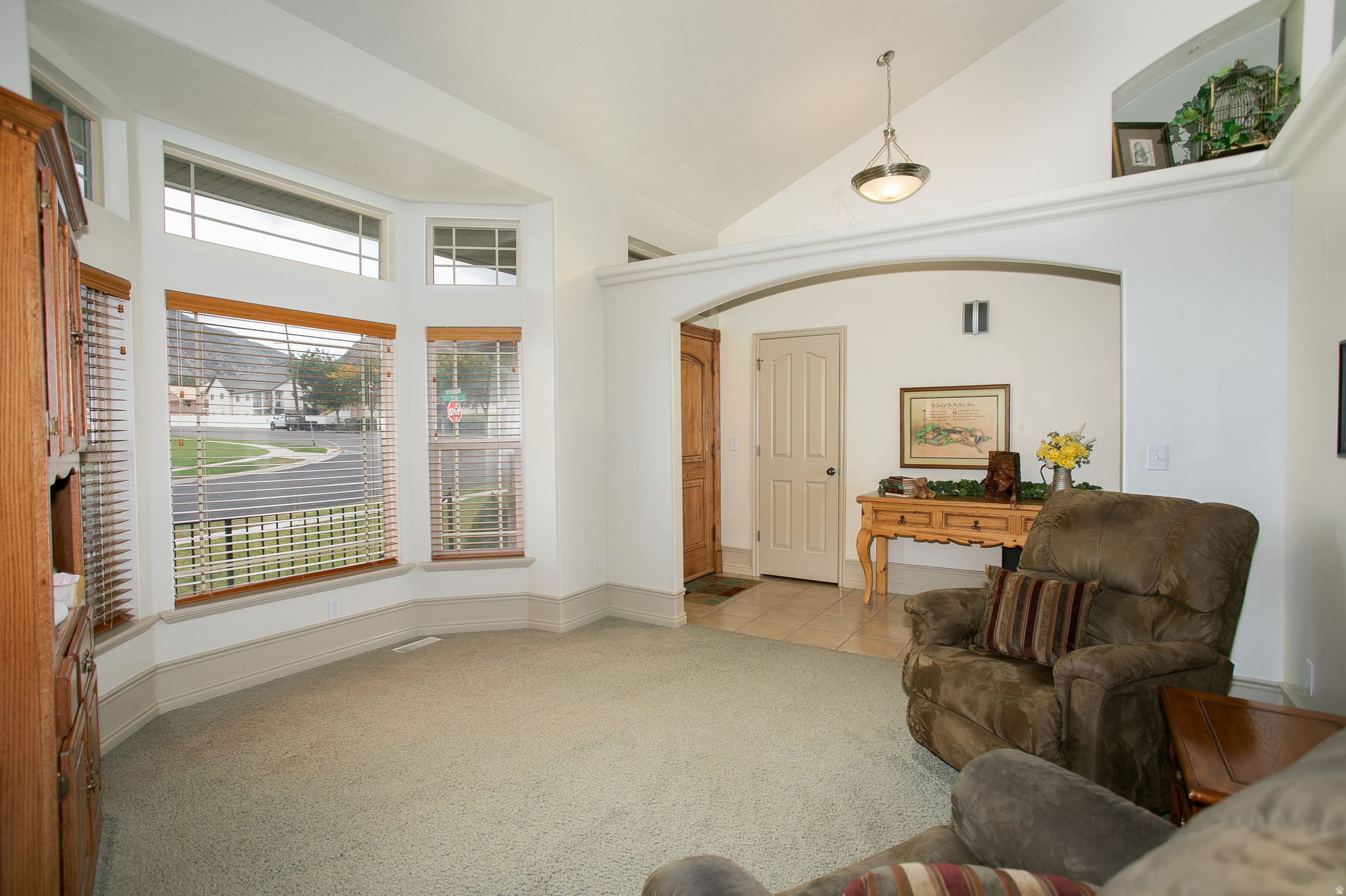 426 S DEER HOLLOW RD