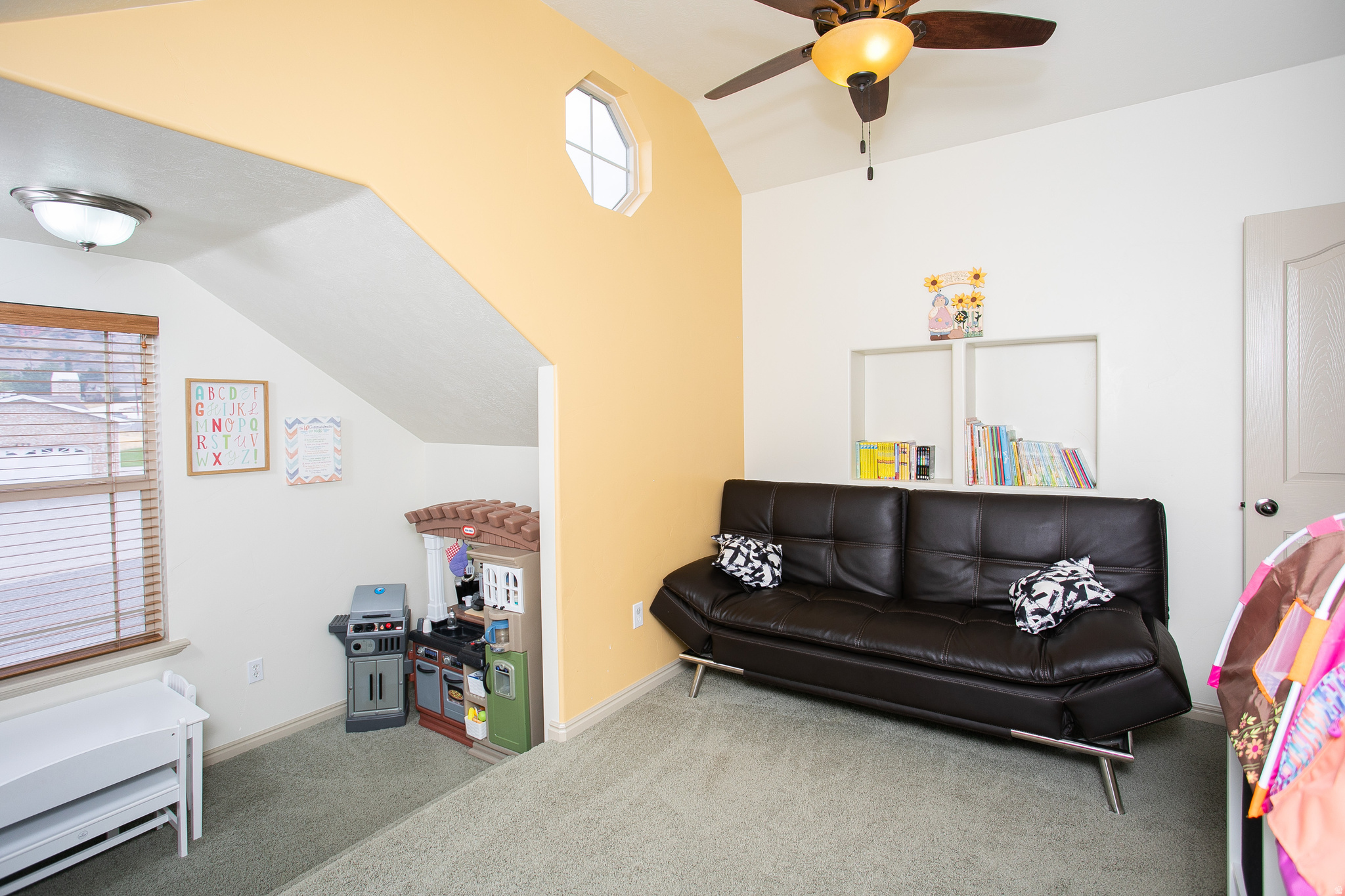 DEER MEADOW - Residential