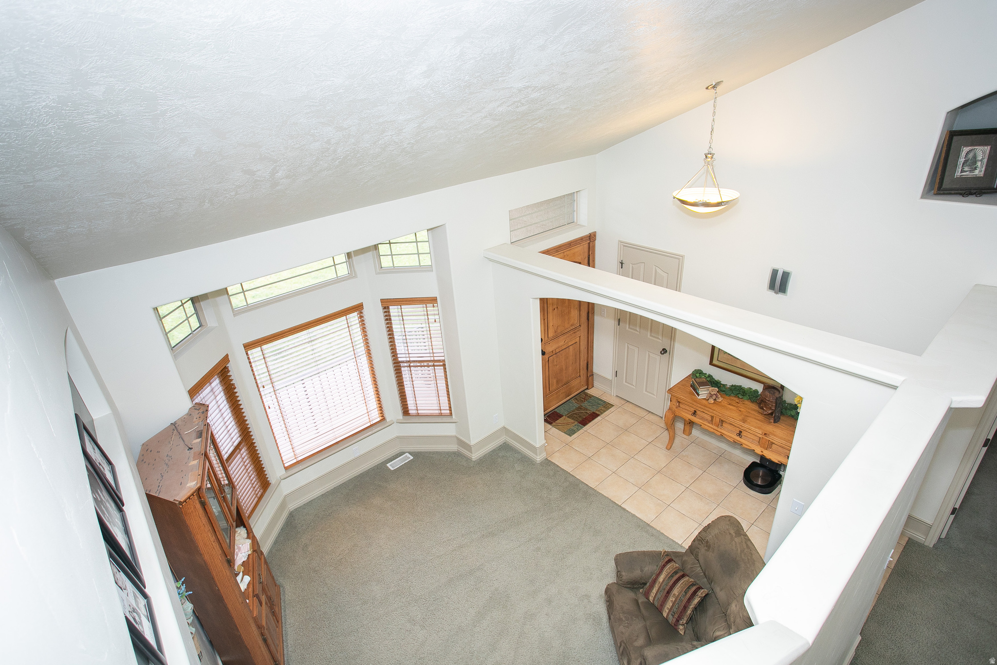 426 S DEER HOLLOW RD