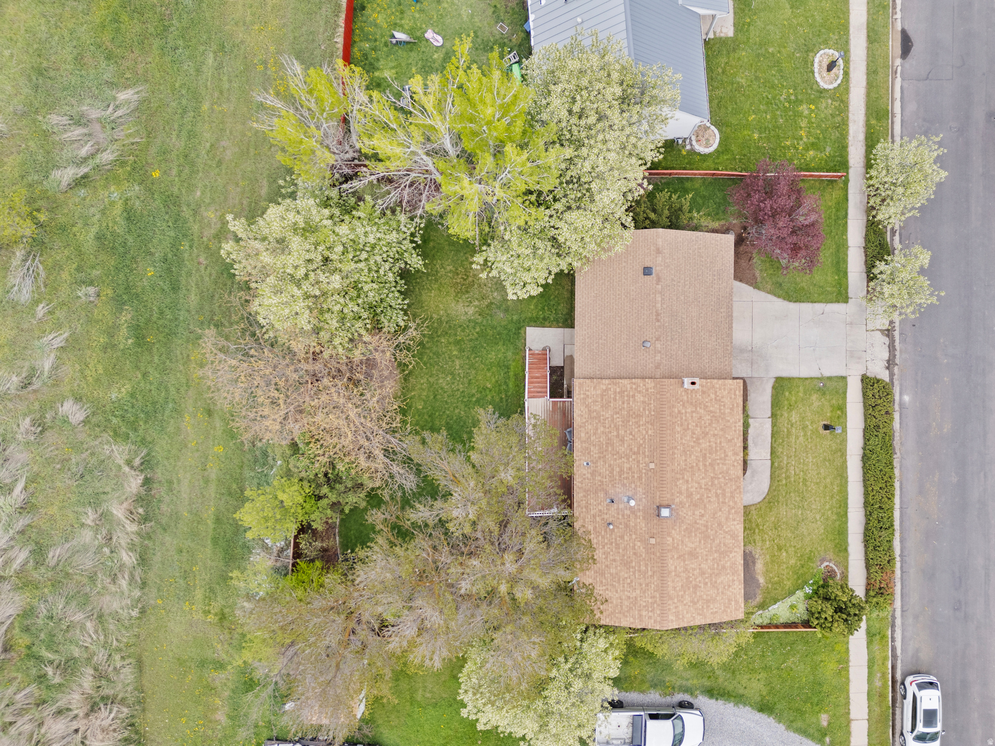 COUNTRY MANOR - Residential