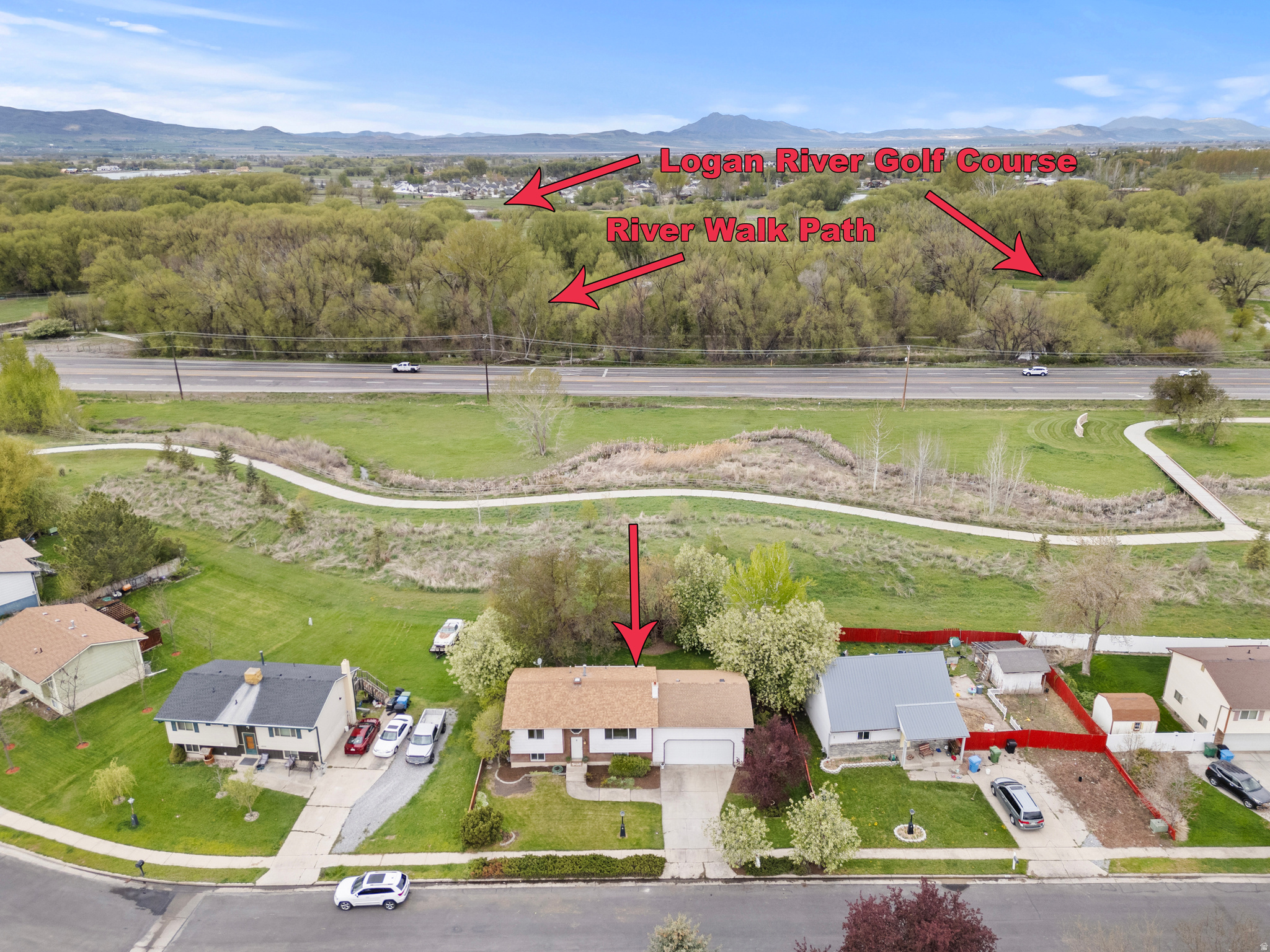 COUNTRY MANOR - Residential