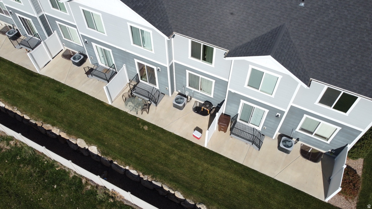 LEXINGTON TOWNS - Residential