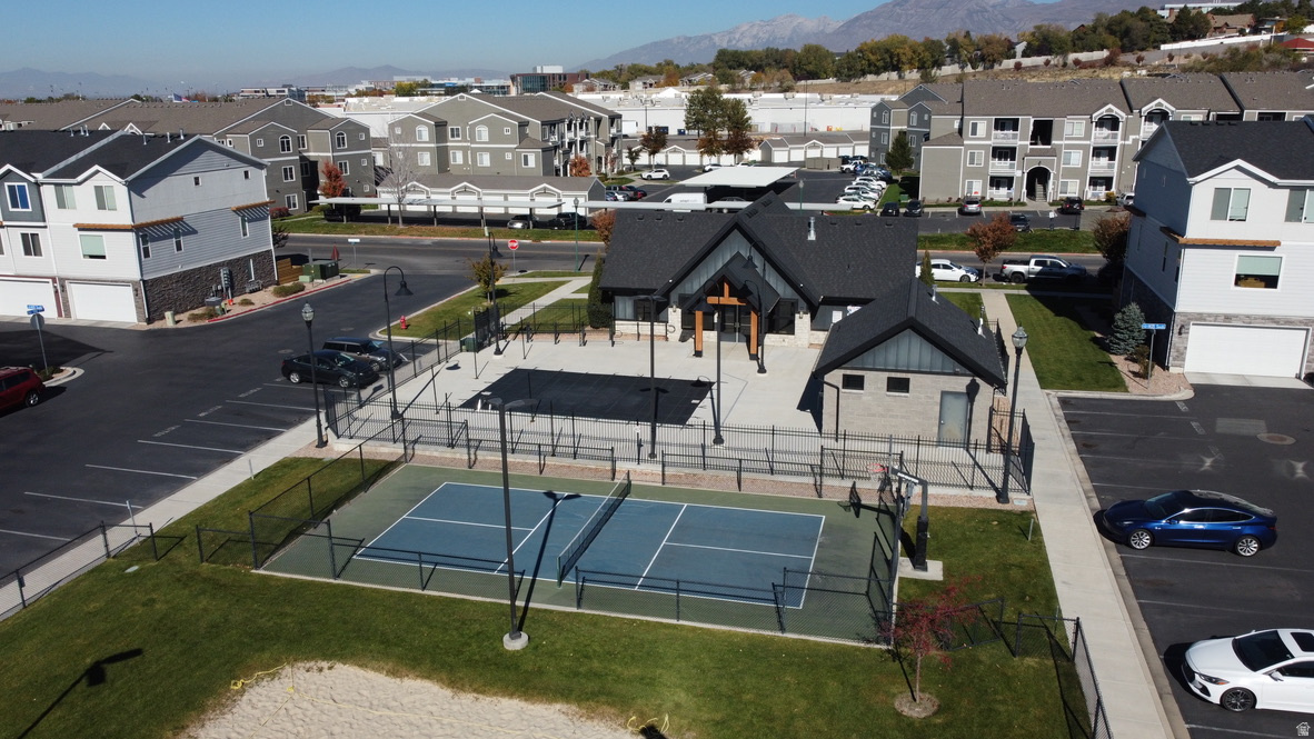 LEXINGTON TOWNS - Residential