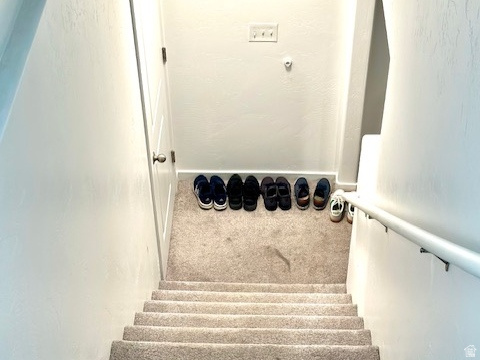 LEXINGTON TOWNS - Residential