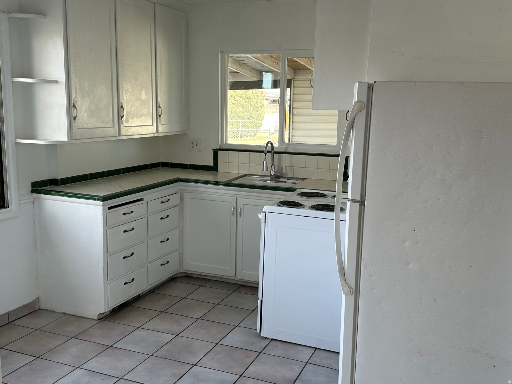 HILLSDALE SUB - Residential