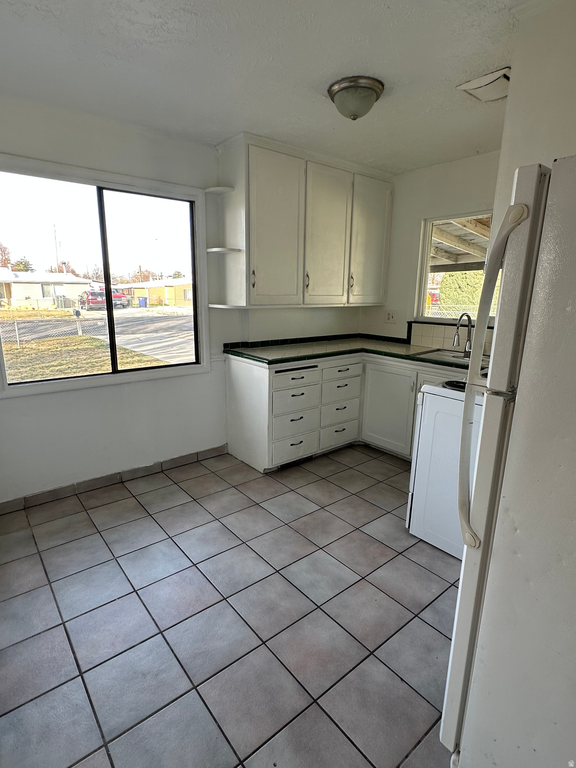 HILLSDALE SUB - Residential