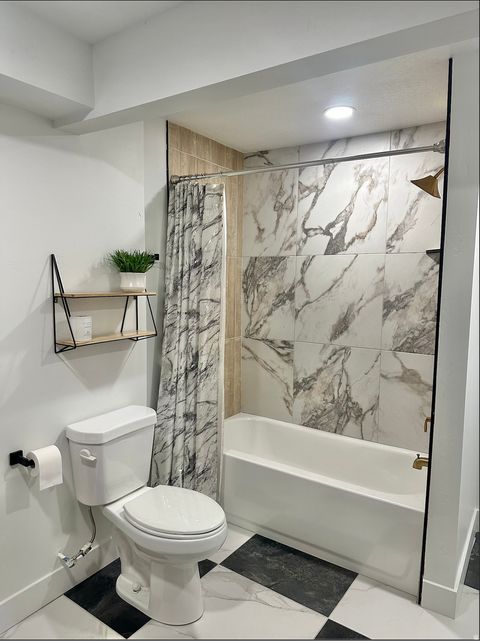 Tiny photo for 3442 NAVAJO LN, Provo, UT 84604 (MLS # 2161089)