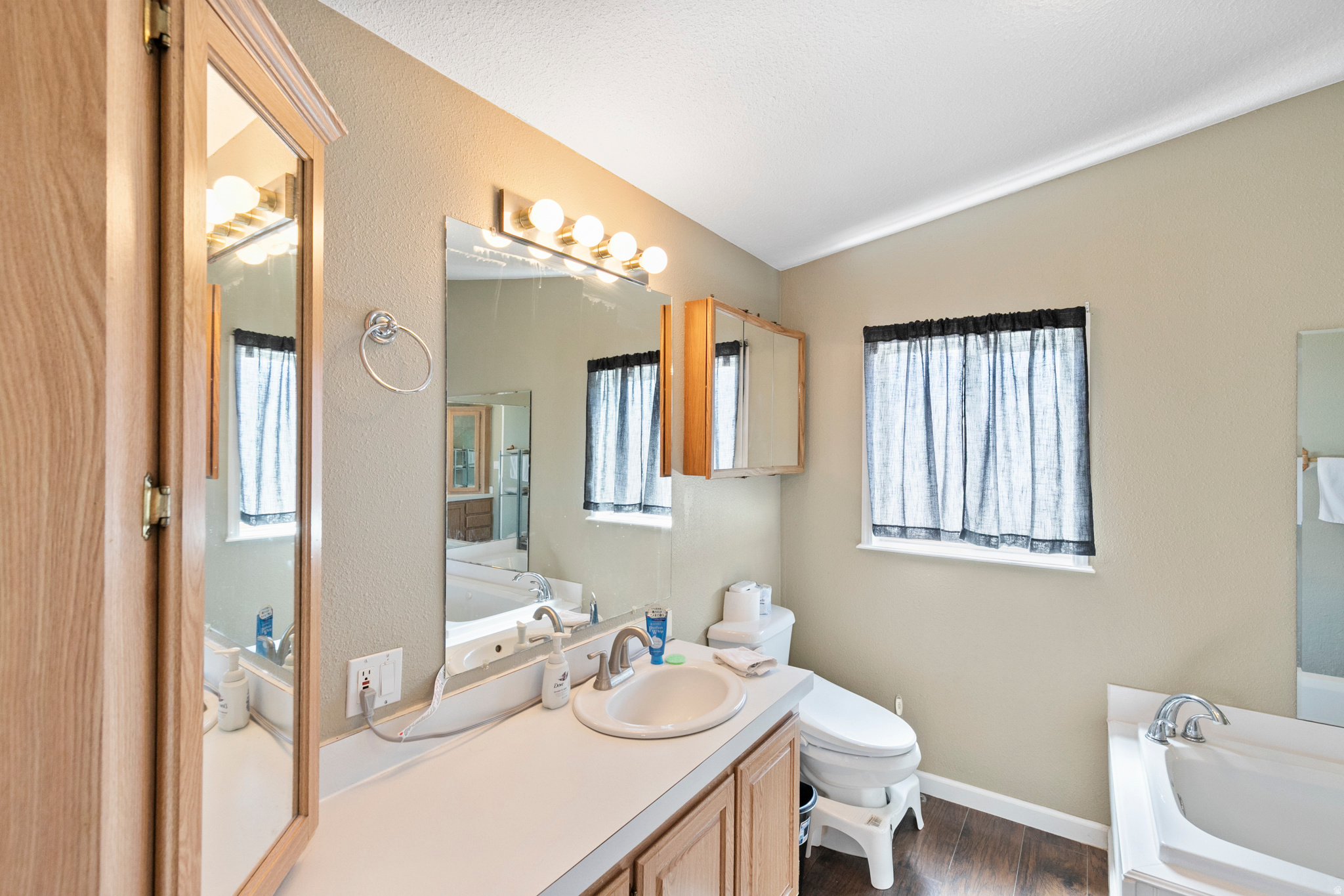 GLEN CITY - Residential