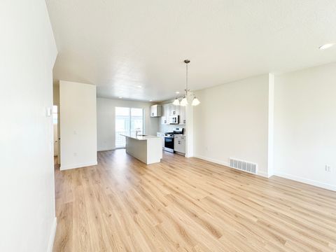 Tiny photo for 1658 N 1600 W, Layton, UT 84041 (MLS # 2145215)